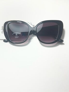 ALDO Women's Black Oversized Cat-Eye Sunglasses with Gradient Lenses